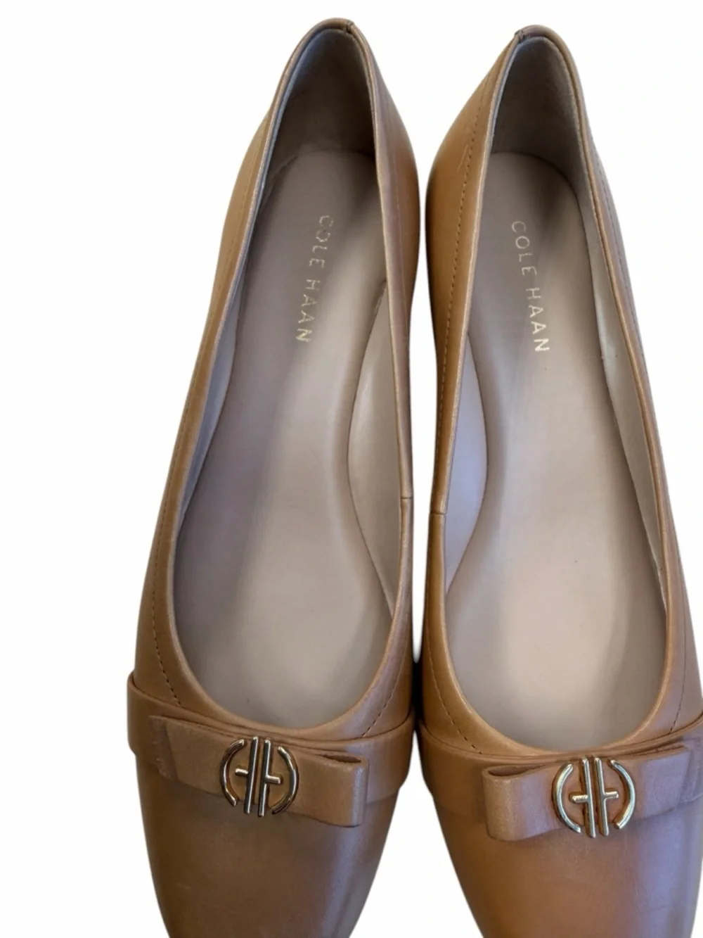 Cole Haan Cognac Leather‎ Low Wedge Pump with Bow and Gold Logo